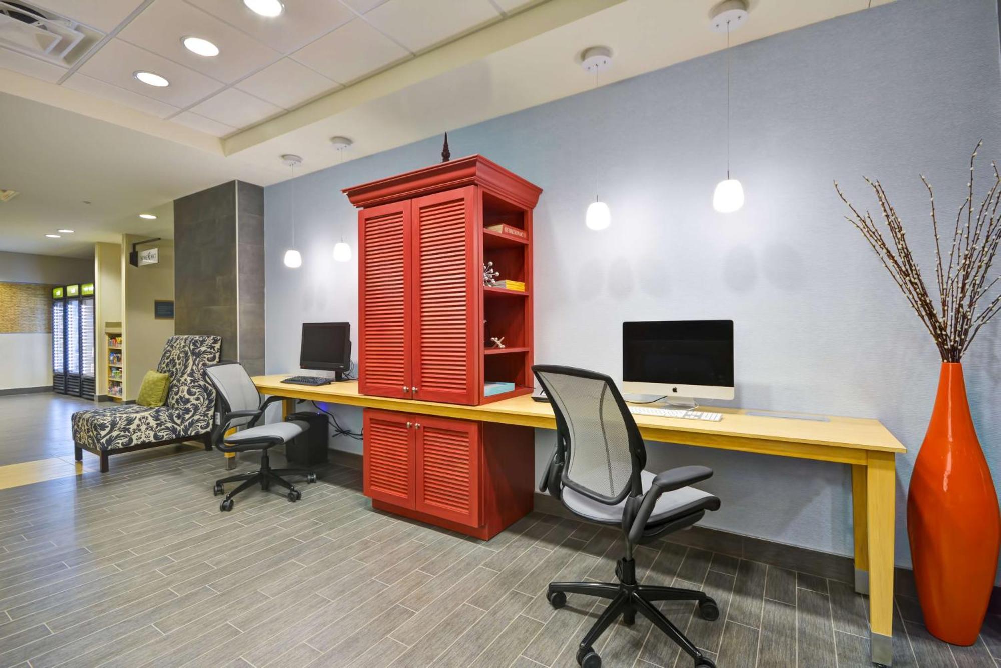 Home2 Suites By Hilton Dallas Addison Bagian luar foto